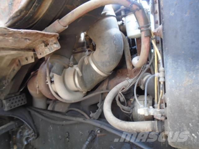 Ford LTL 9000 Snežne daske i plugovi