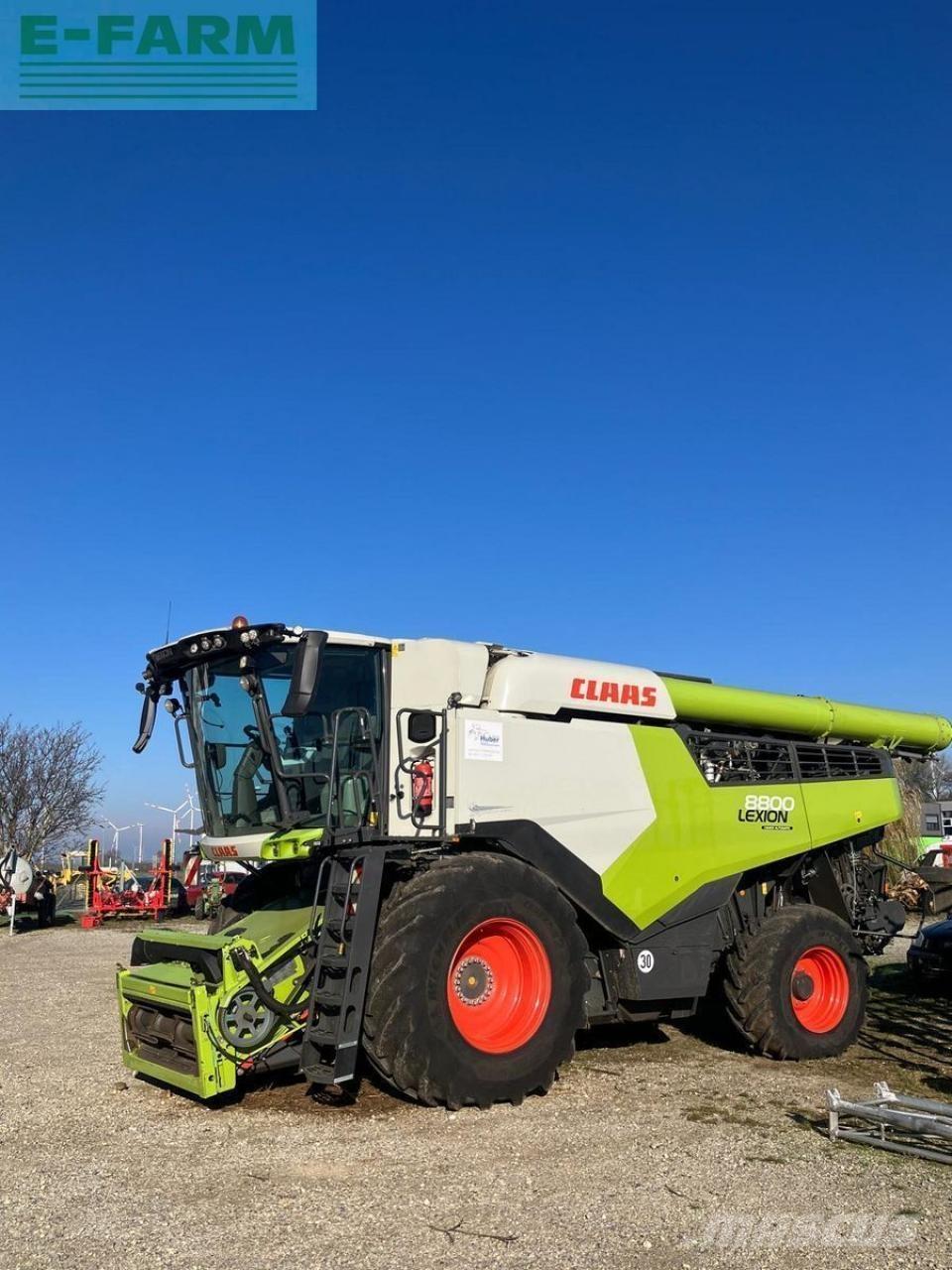CLAAS lexion 8800 Kombajni