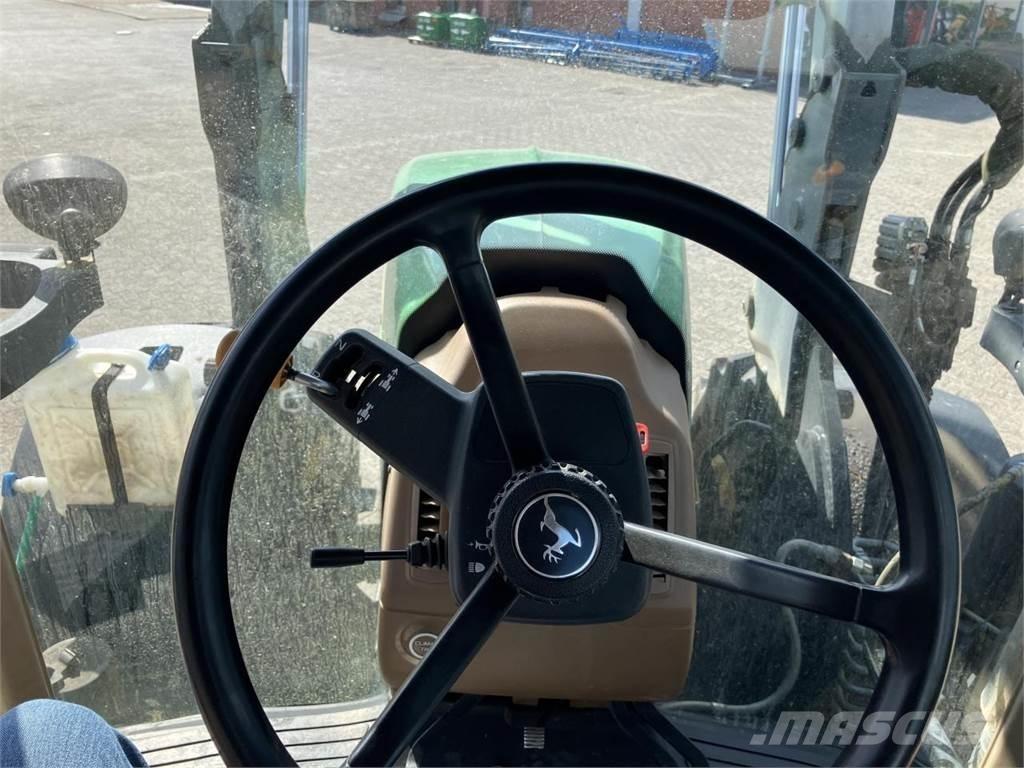 John Deere 7930 Traktori