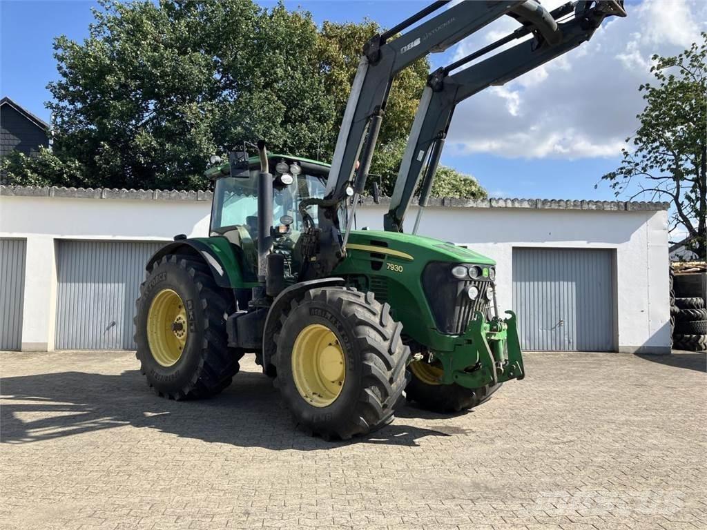 John Deere 7930 Traktori