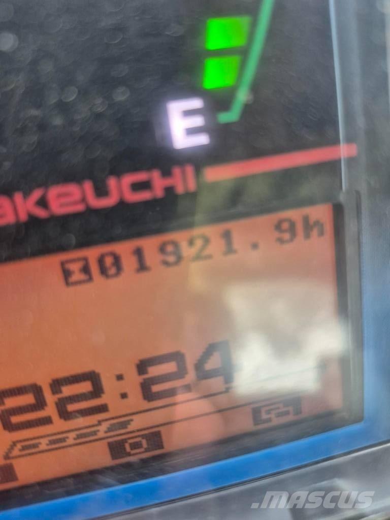 Takeuchi TB 325 R Mini bageri < 7t