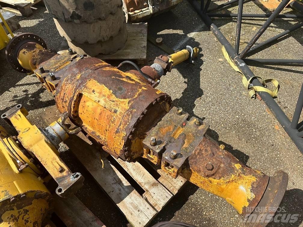 CAT 950 G front axel Osovine