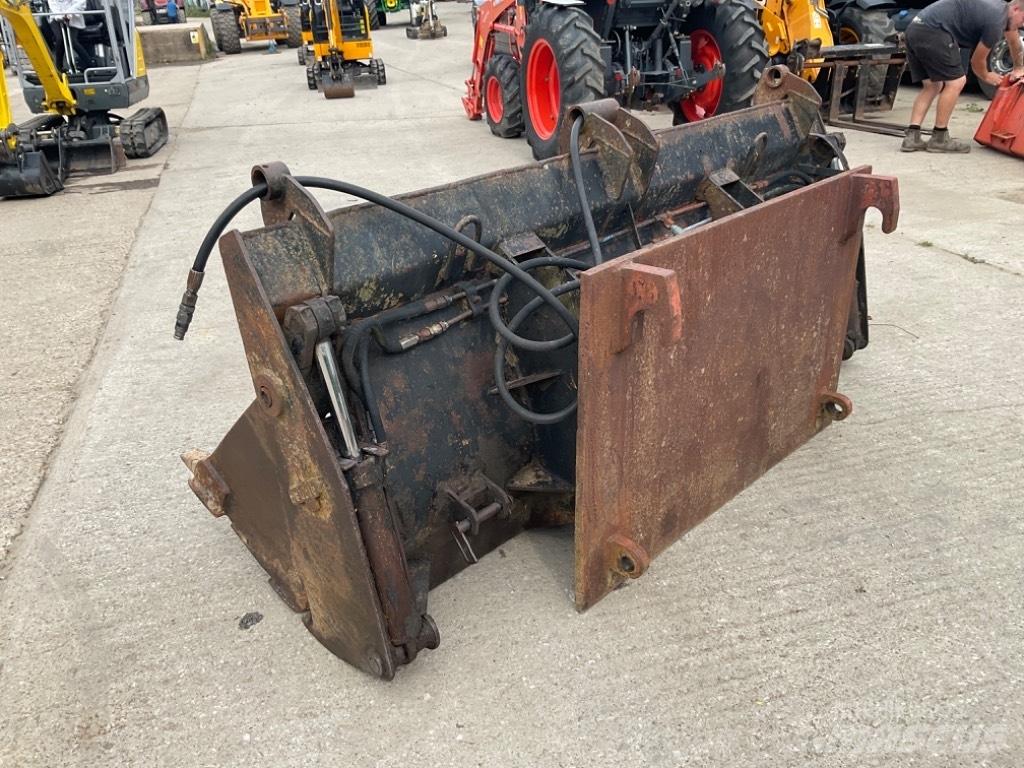 JCB 4 IN 1 BUCKET Kašike / Korpe