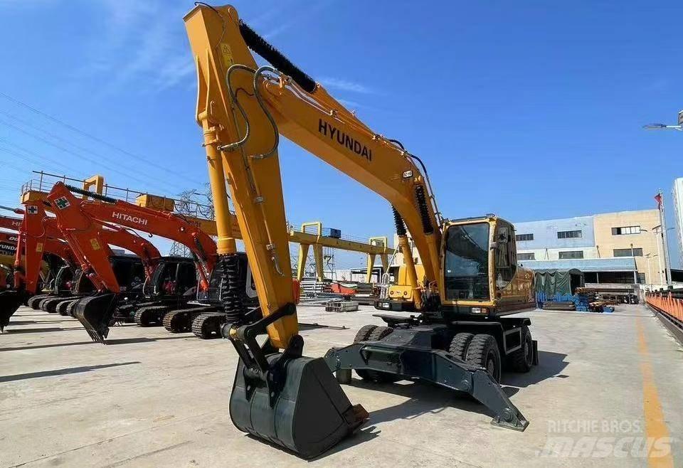 Hyundai 210-9 Midi bageri 7t – 12t