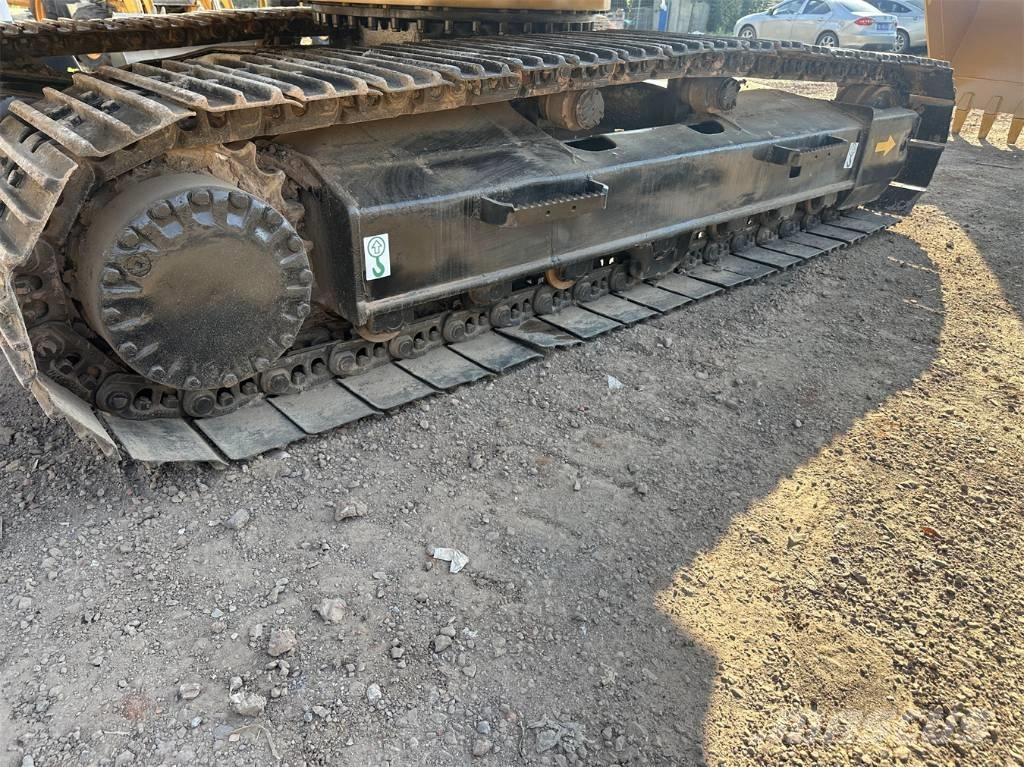 CAT 320BL Bageri guseničari