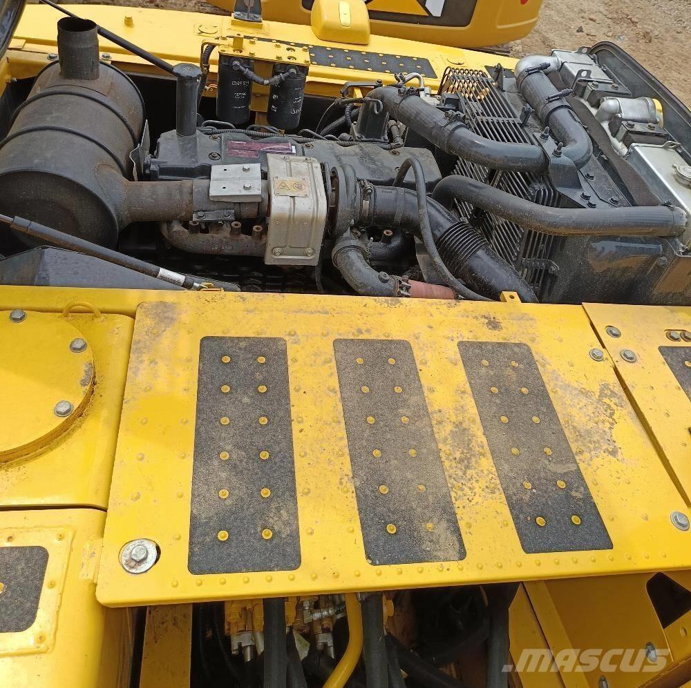 Komatsu PC 210 Bageri guseničari