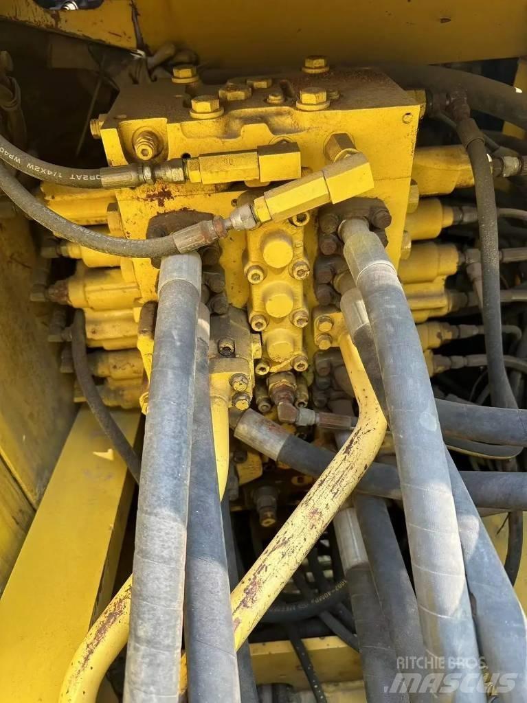 Komatsu PC 240 LC-8 Bageri guseničari
