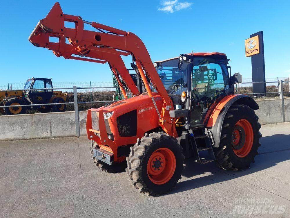 Kubota M105GX Traktori