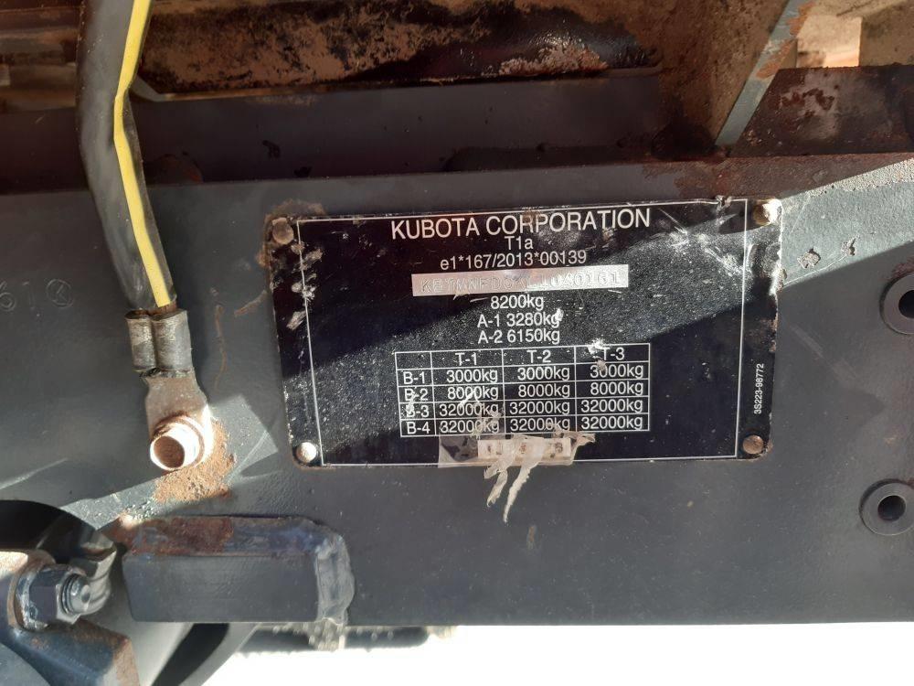 Kubota M105GX Traktori