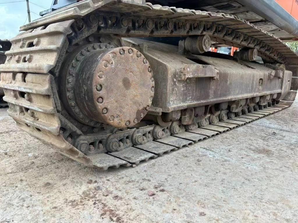 Hitachi ZX 330 Bageri guseničari