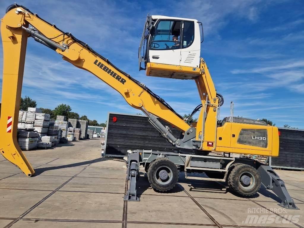 Liebherr LH 30 M Bageri za prenos primarnih/sekundarnih sirovina