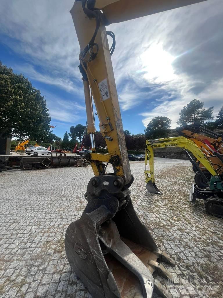 Komatsu PC 138 US-8 Midi bageri 7t – 12t