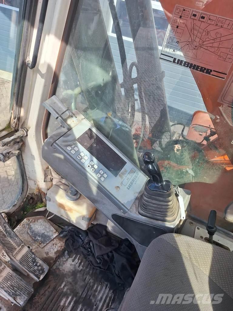 Liebherr R932 Bageri guseničari