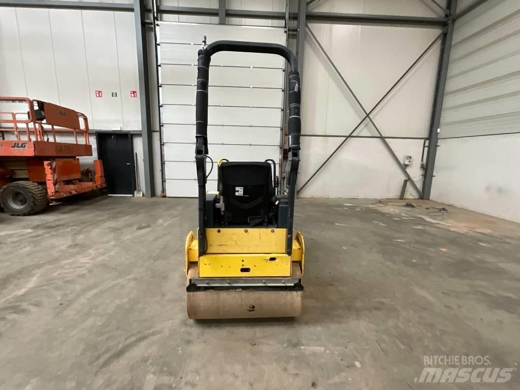 Bomag BW 100 AD M-2 Valjci sa duplim bubnjem