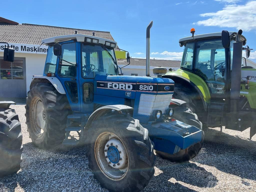 Ford 8210 Force III Traktori