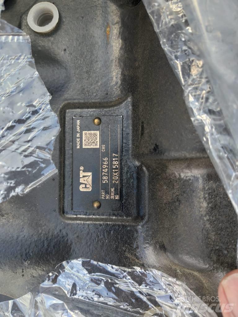 CAT 390 F Gusenice za građevinarstvo