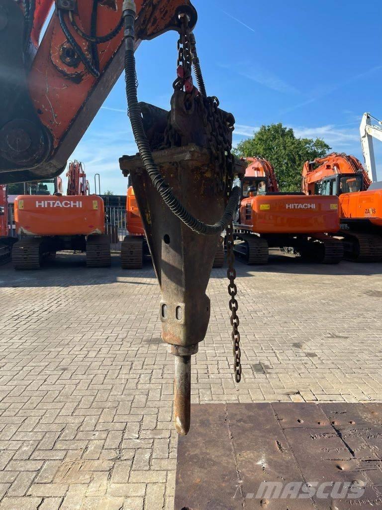 Atlas Copco 180 H Čekići