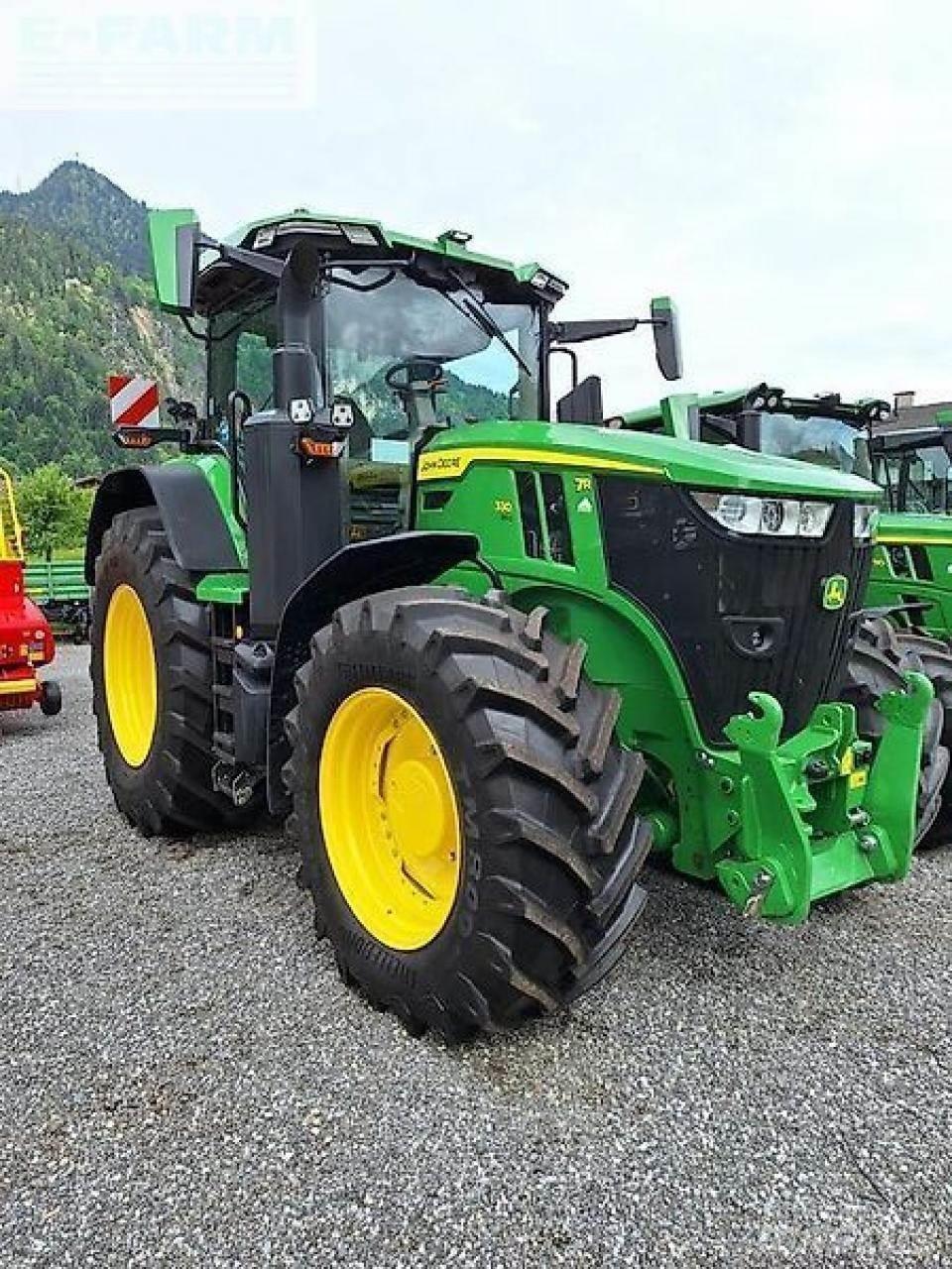 John Deere 7r 330 Traktori