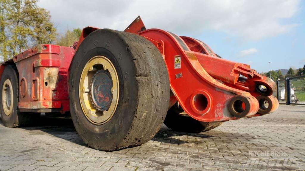 Sandvik LH208 Podzemni utovarivači