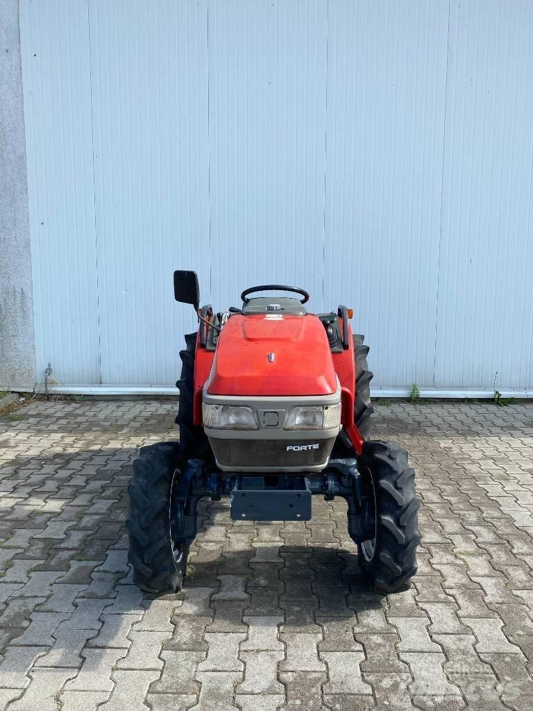 Yanmar F220 Manji traktori