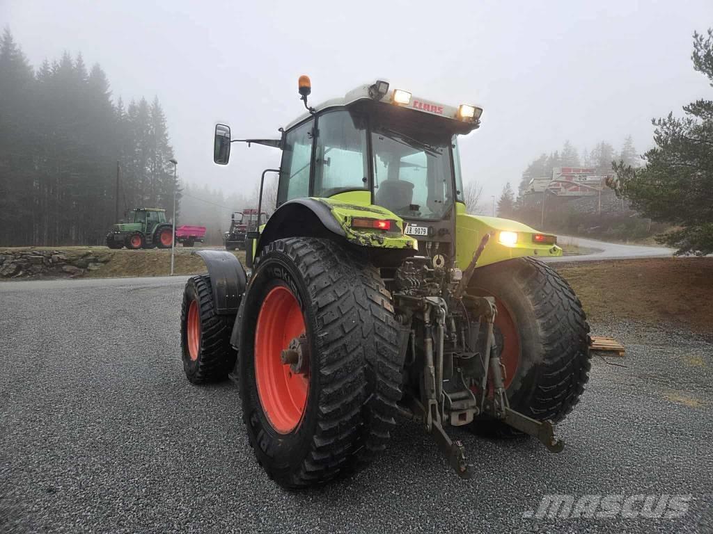 CLAAS Atles 946 RZ Traktori