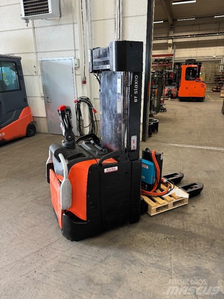 Toyota SPE140L Ručni električni viljuškar