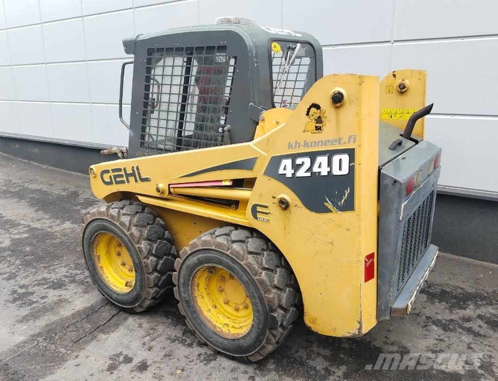 Gehl 4240 E Skid steer mini utovarivači