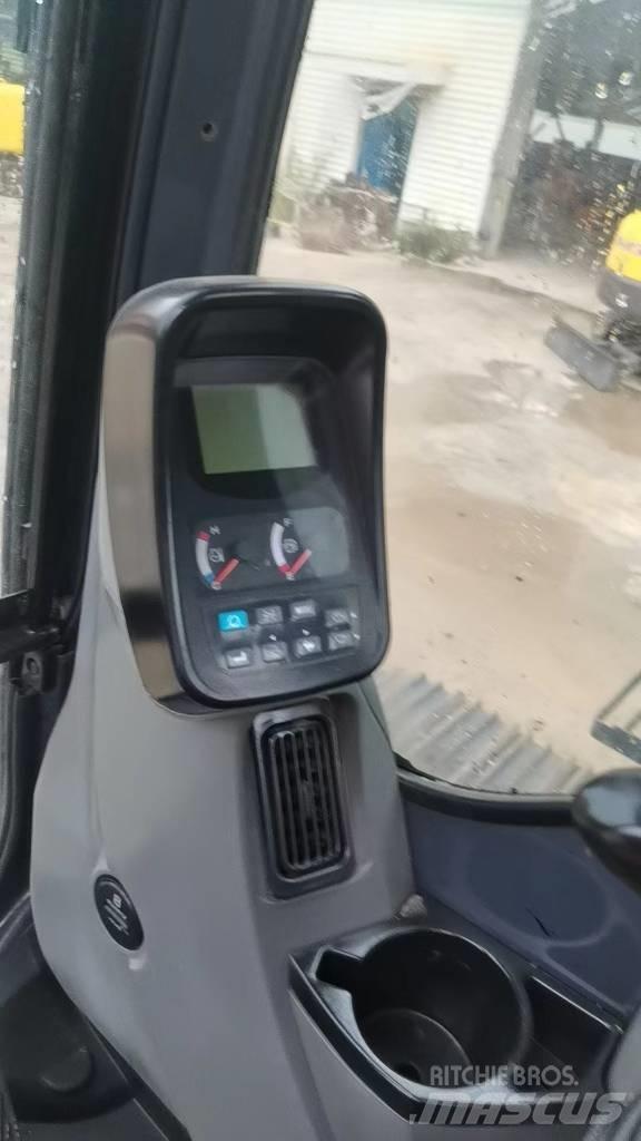 Kobelco 140-8 Bageri guseničari