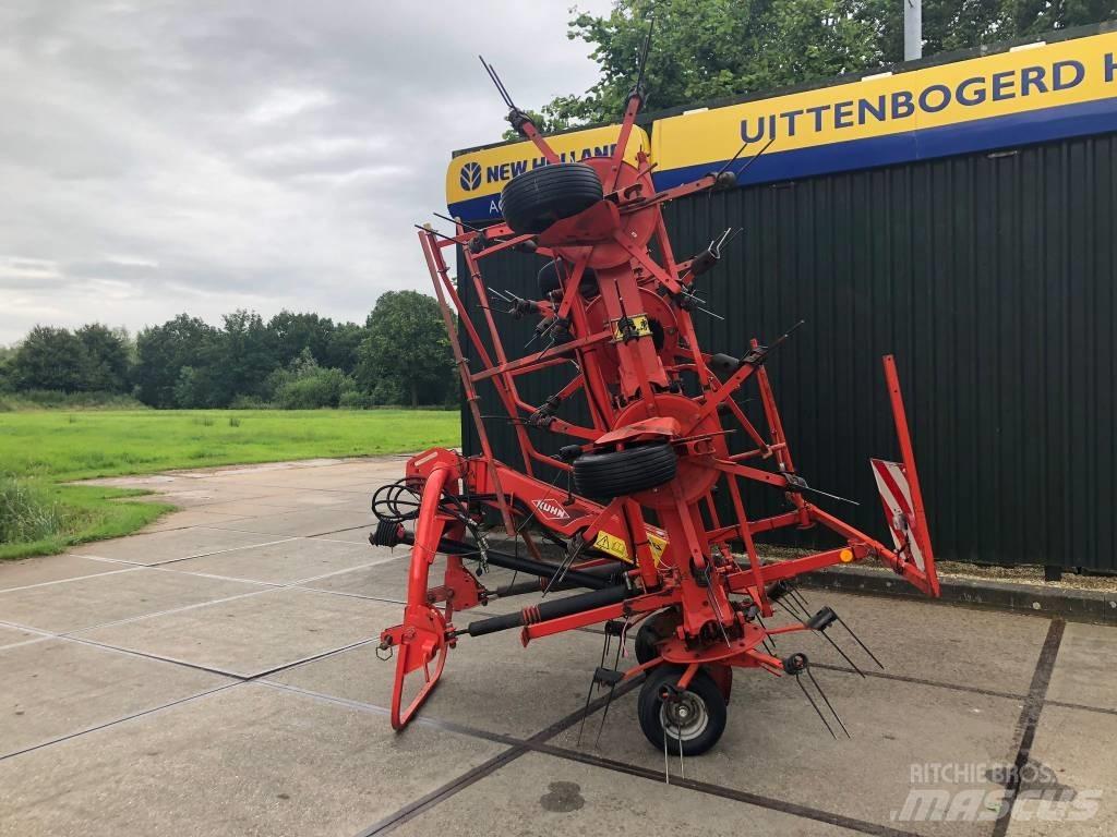 Kuhn GF 8702 Okretači i sakupljači sena