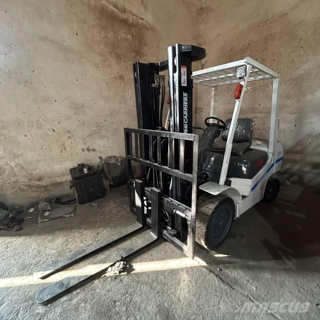 TCM FD35 Dizelski viljuškari