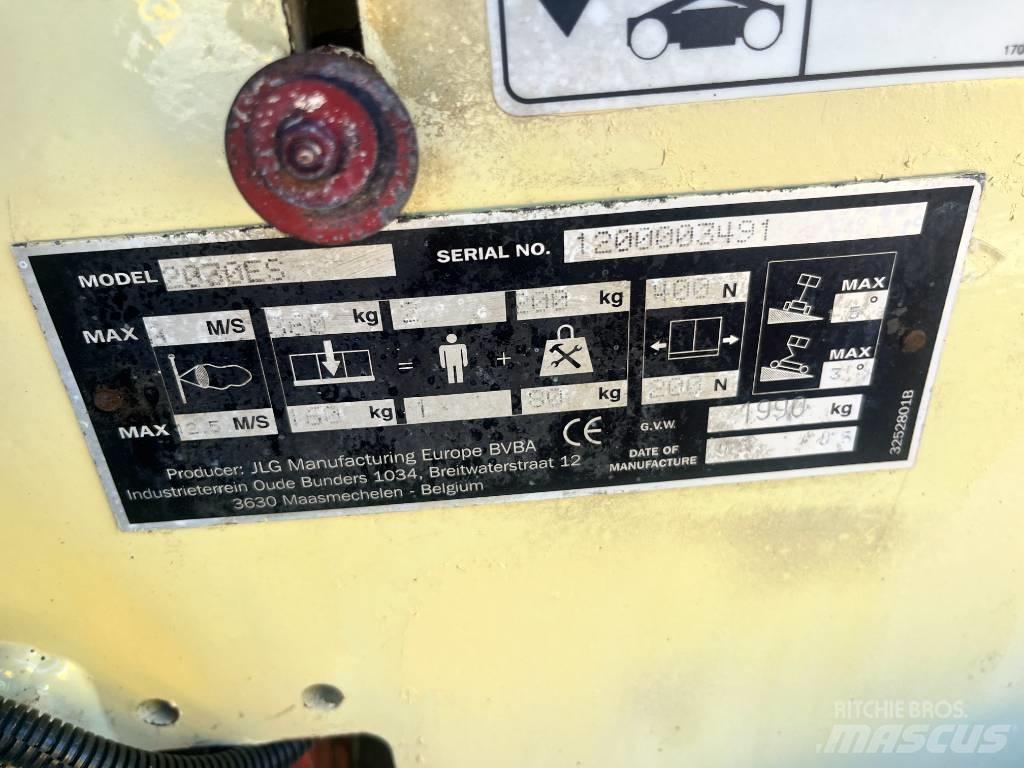 JLG 2030ES     V-3450 Jarbolne penjajuće platforme
