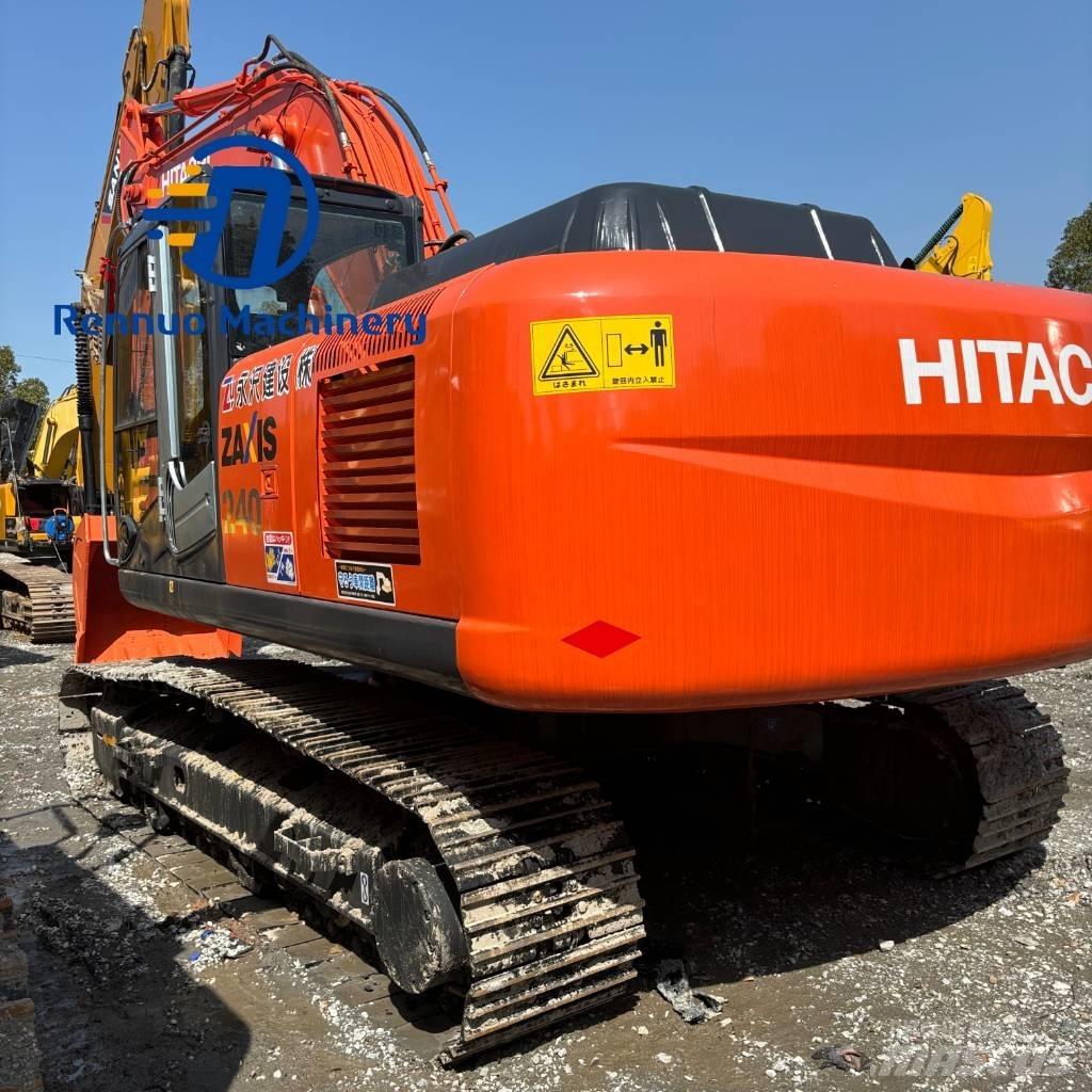 Hitachi ZX 240-3 Bageri guseničari