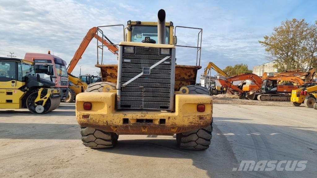 Volvo L 220 D Utovarivači na točkove