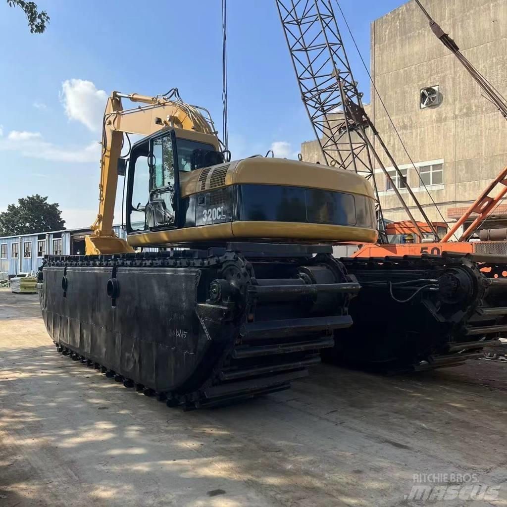 CAT 320 C Polovni amfibijski bageri