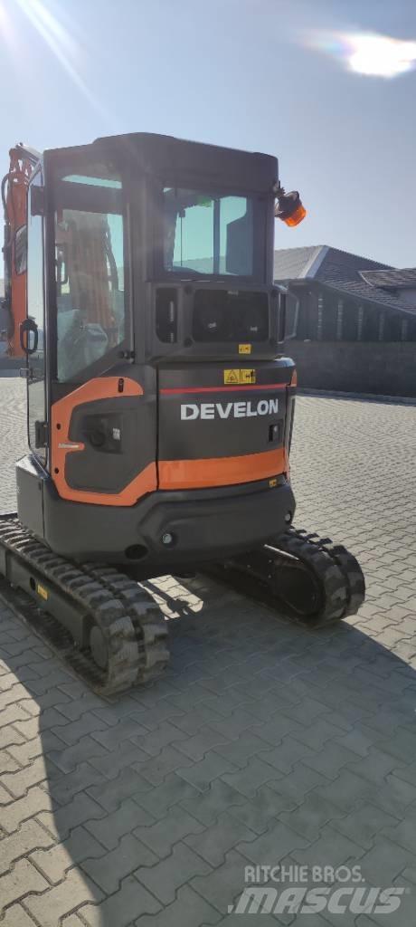 Develon DX 27 Z-7 Mini bageri < 7t