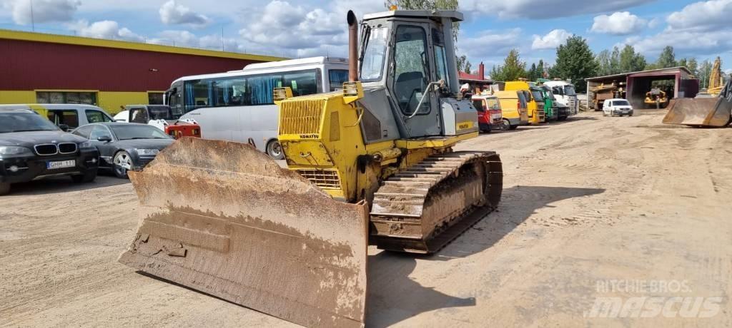 Komatsu D 41 E-6 Buldožeri guseničari