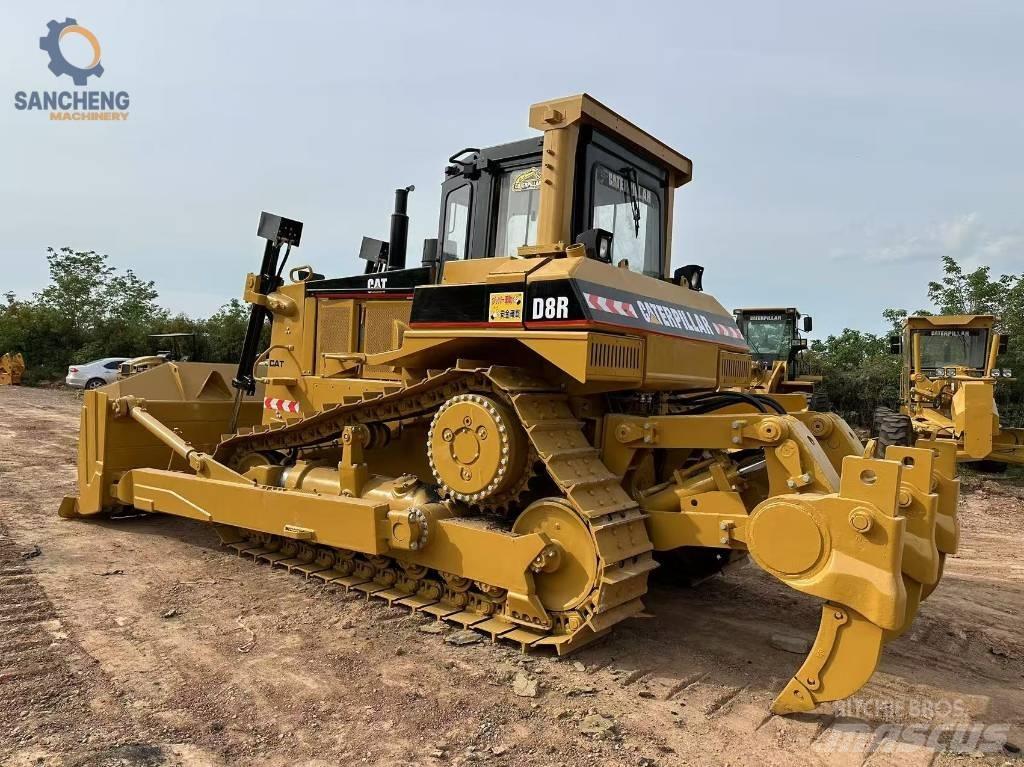 CAT D 8 R Buldožeri guseničari