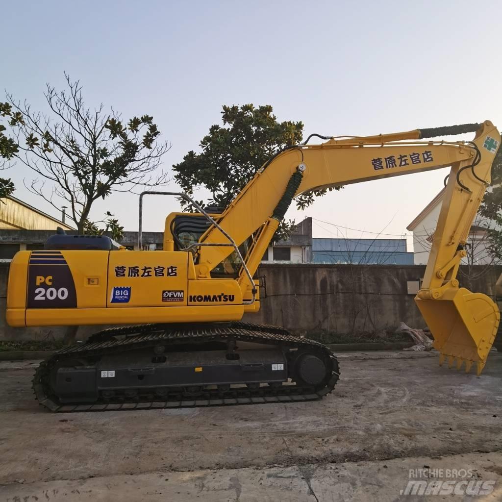 Komatsu PC 200-8 Bageri guseničari