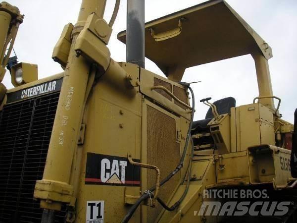 CAT D8L Buldožeri guseničari