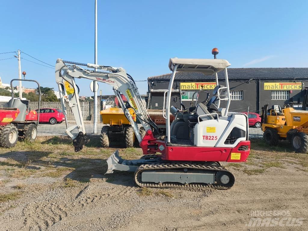 Takeuchi TB 225 Mini bageri < 7t