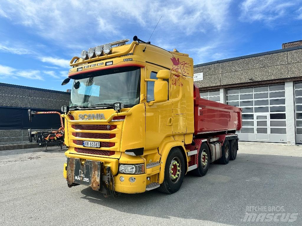 Scania 730 R Rol kiper kamioni sa kukom za podizanje tereta