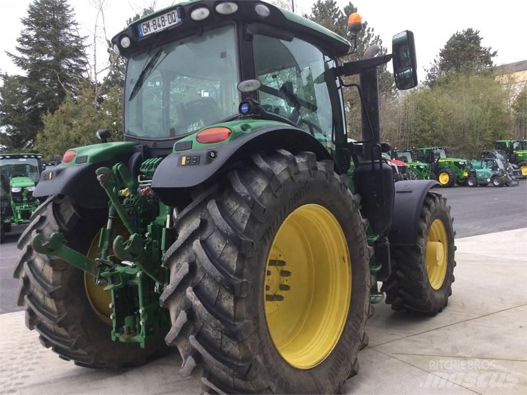 John Deere 6R155 Traktori