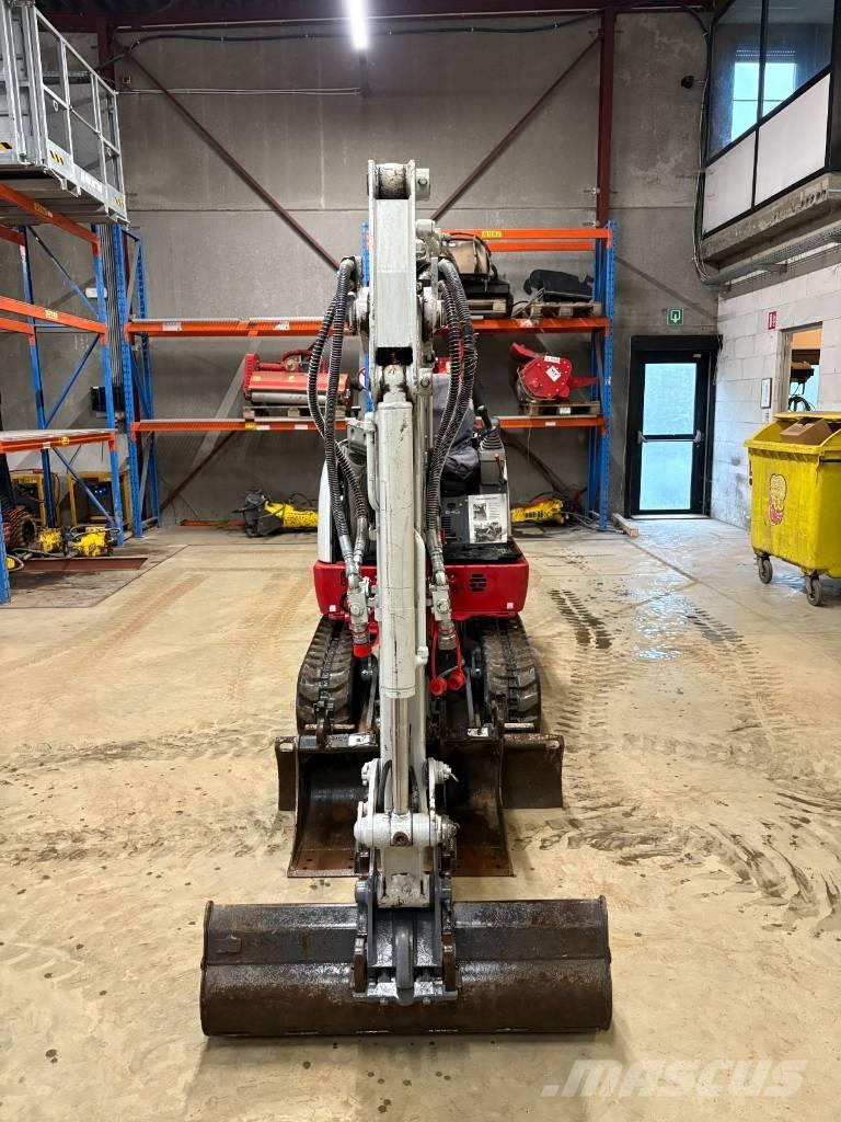 Takeuchi TB 225 Mini bageri < 7t
