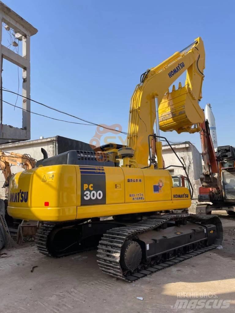 Komatsu PC 300 Bageri guseničari