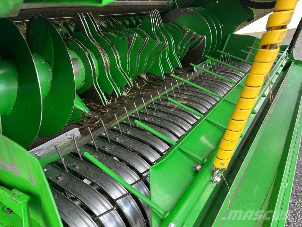 John Deere V 451R Prese/balirke za rolo bale