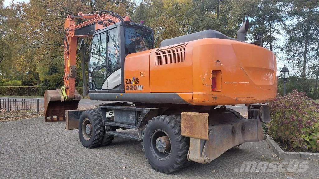Hitachi ZX220W-5B Bageri točkaši