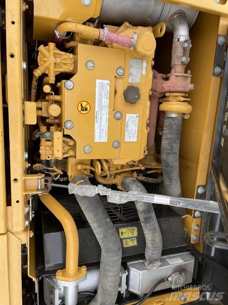 CAT 313 Bageri guseničari