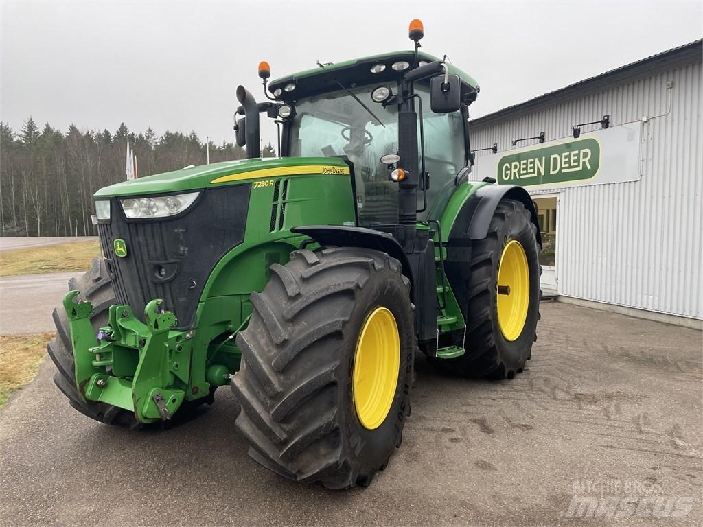 John Deere 7230R Traktori