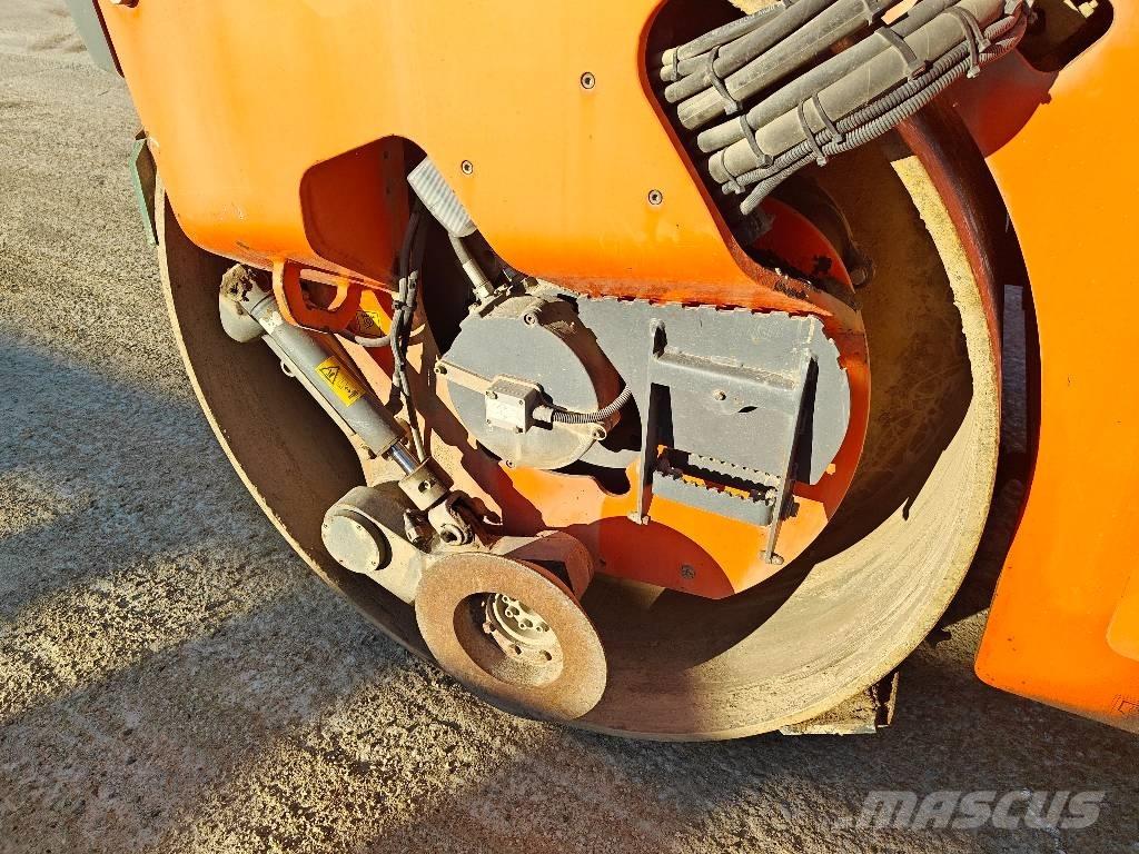 Hamm HD 110 VO Valjci sa duplim bubnjem