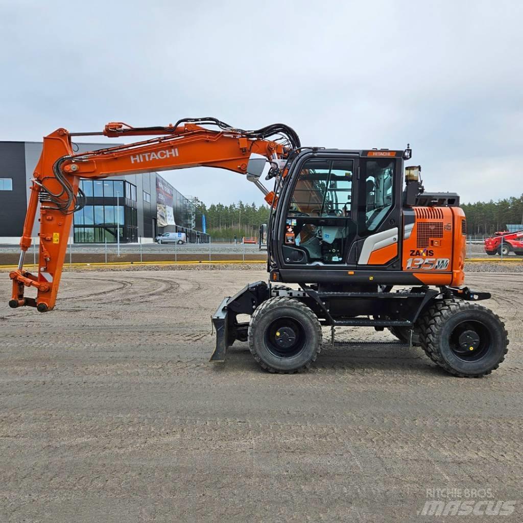 Hitachi ZX 135W Bageri točkaši